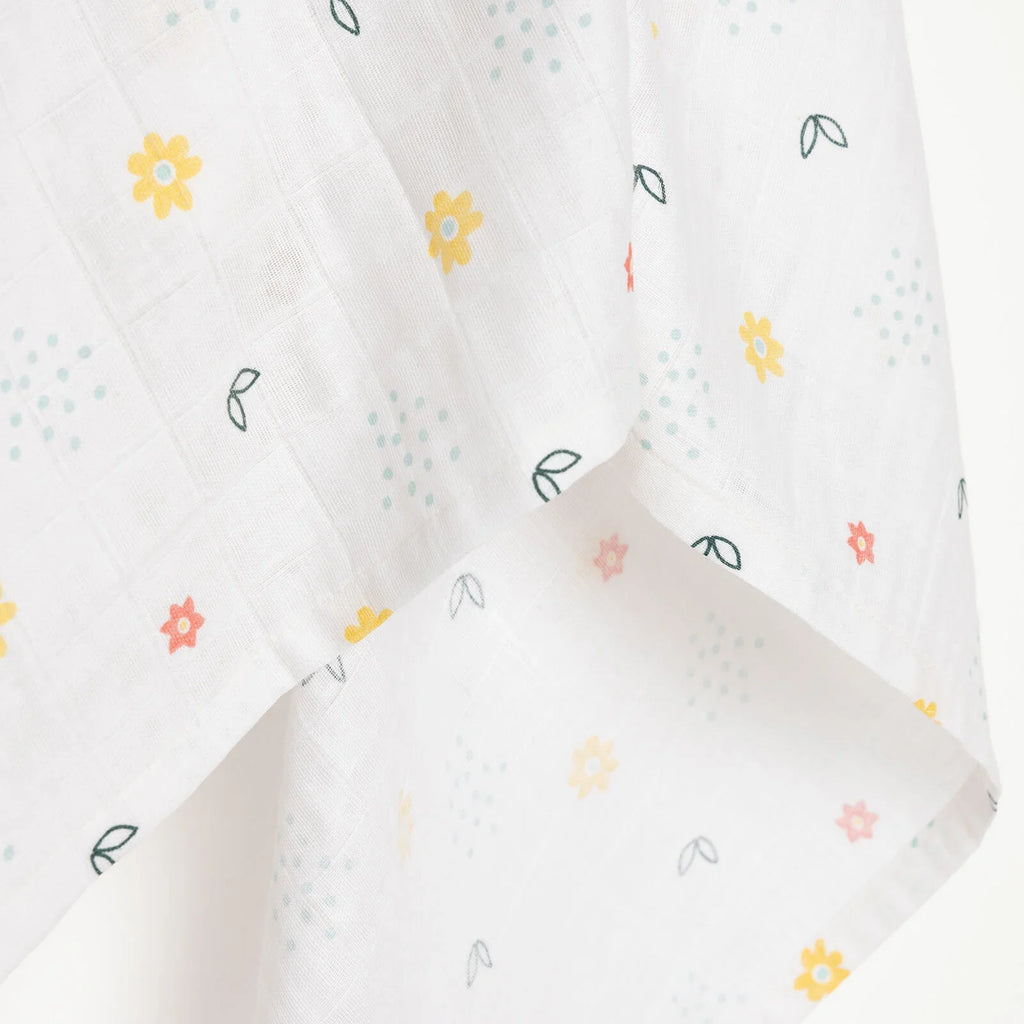 Little Dreams Girl Muslin Blanket - Patterned