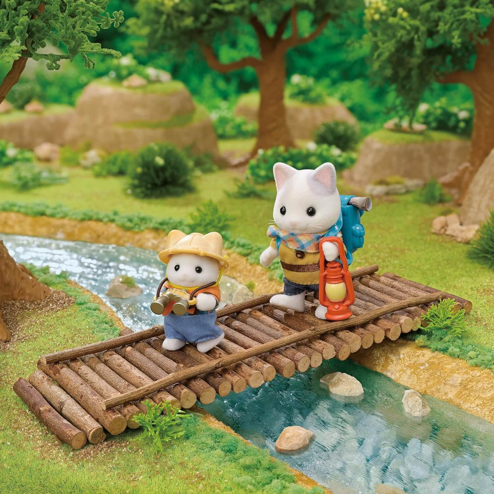 Sylvanian Families Exciting Exploration Set Latte Cat Siblings Ages 3+