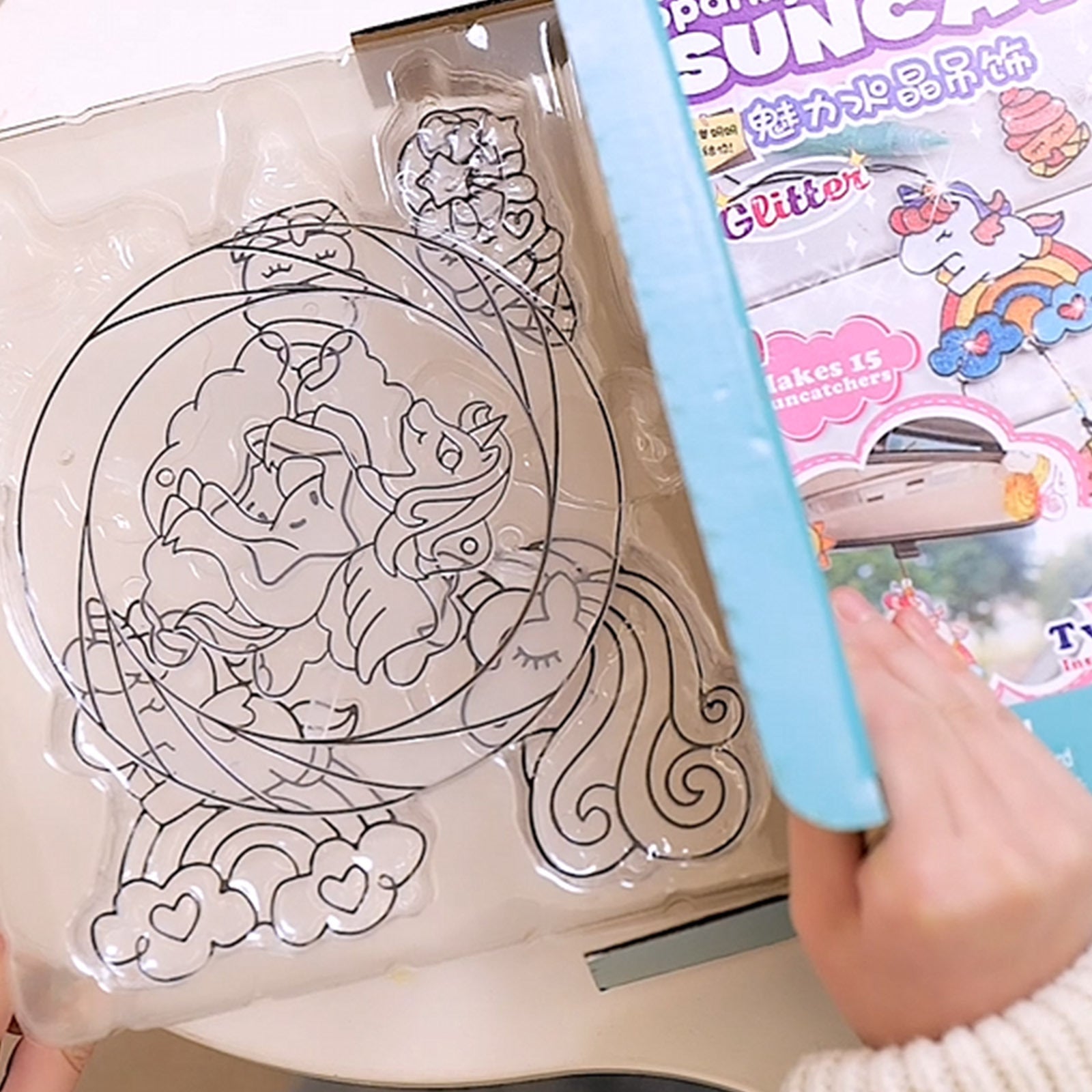 NNEDSZ Sparkly Ornament Suncatcher - DIY for Kids Art Craft Colouring PaintingSet