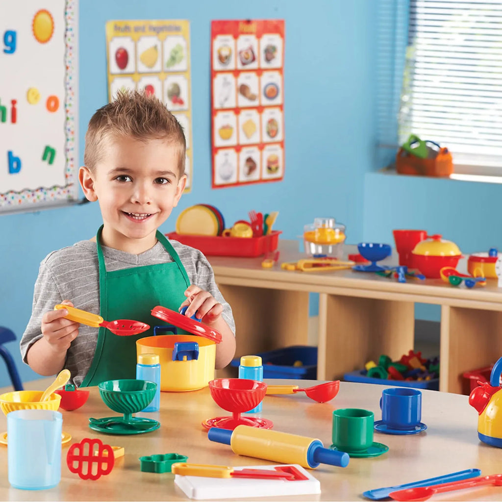 Learning Resources Pretend & Play Great Value Kitchen Set