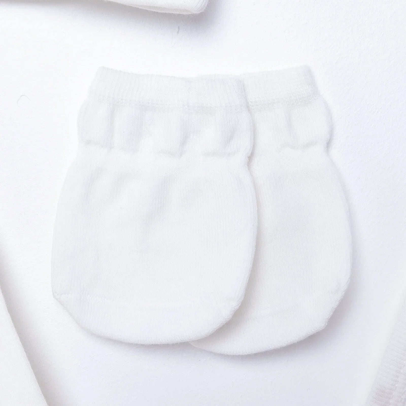 Aziz Bebe Suzene Embroidered 5 Piece Newborn Starter Set - Ecru