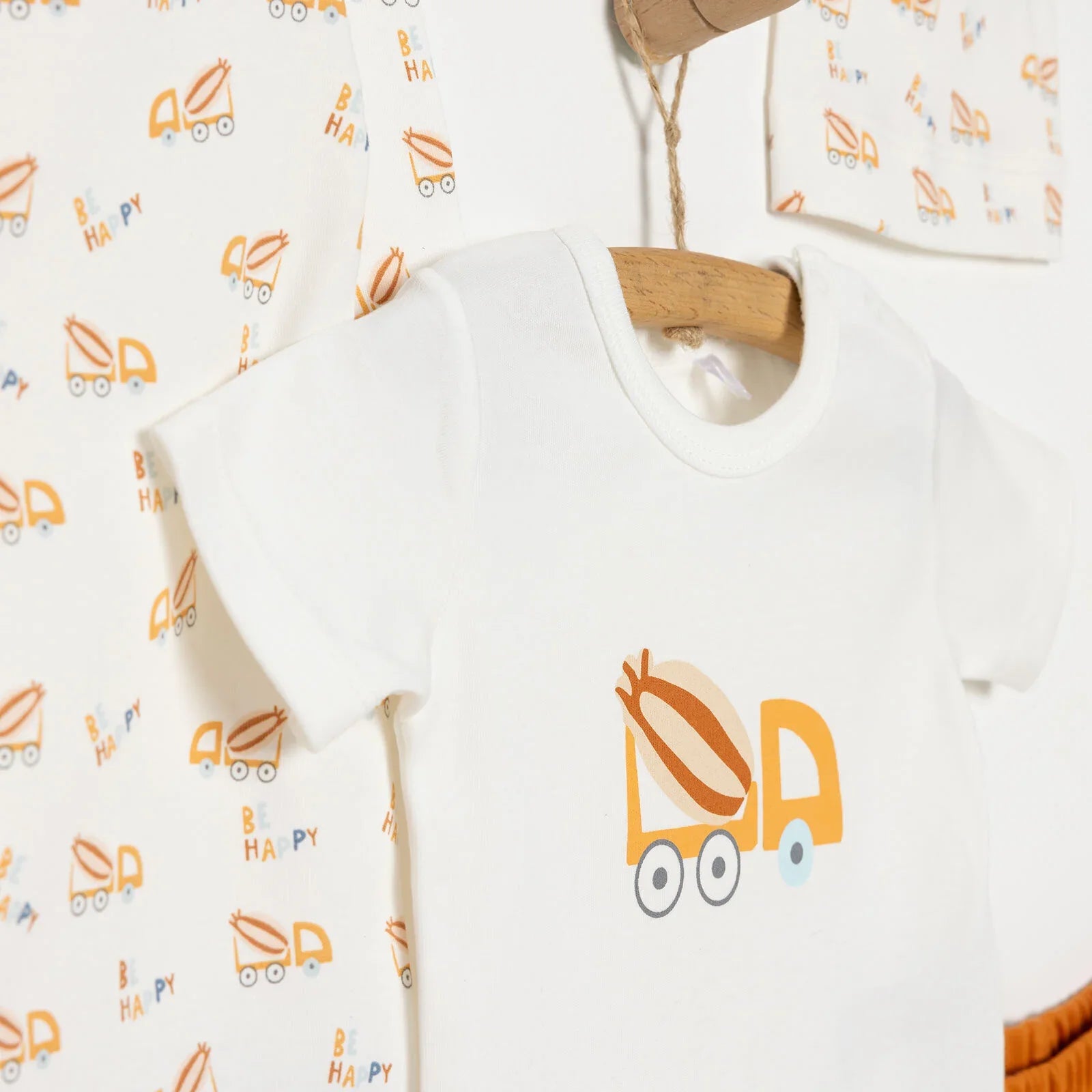 HelloBaby Boy Newborn Set 4 pcs - Dark Orange